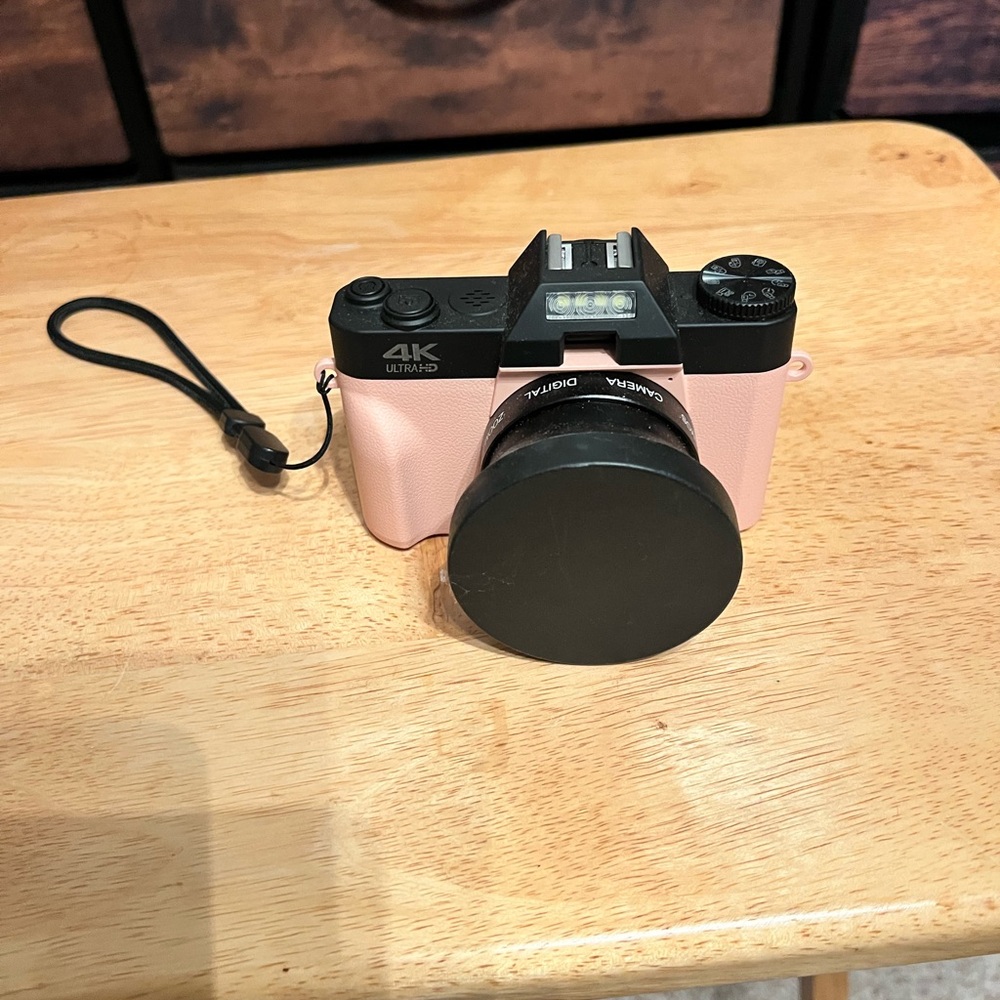 TikTok Viral Pink 4K Digital Camera with Strap